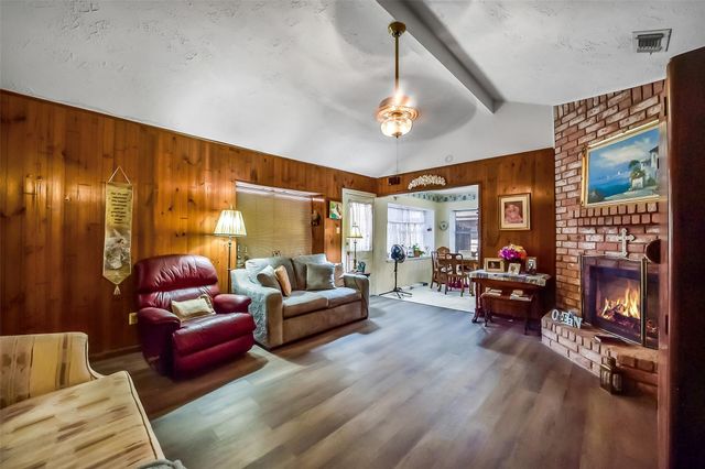 5314 Moonshadows Drive, Humble, TX 77346