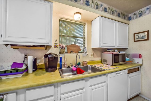 5314 Moonshadows Drive, Humble, TX 77346