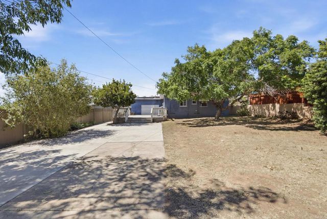 5949 Potomac, San Diego, CA 92139