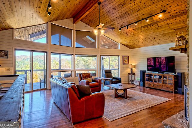 9406 Bridge Creek Road, Tiger, GA 30576