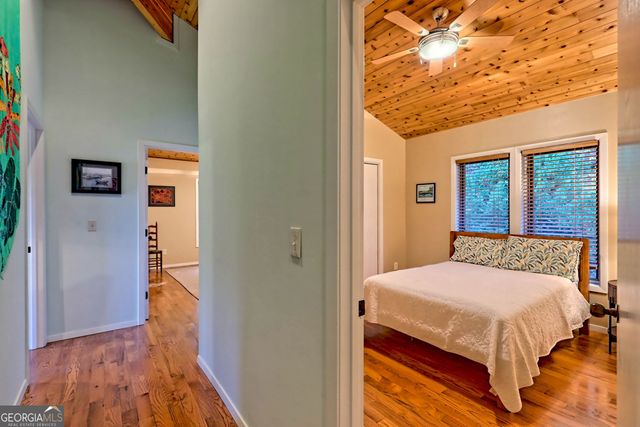 9406 Bridge Creek Road, Tiger, GA 30576