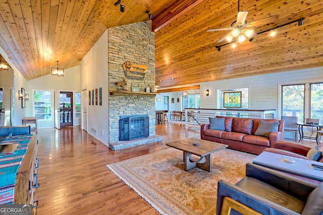 9406 Bridge Creek Road, Tiger, GA 30576