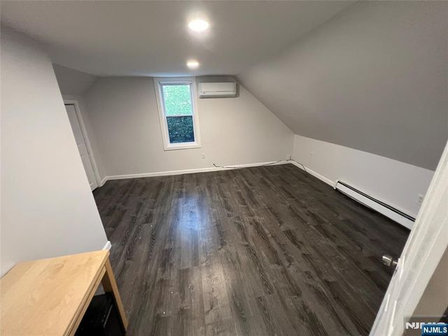 120 Stone Street 3, Newark, NJ 07104