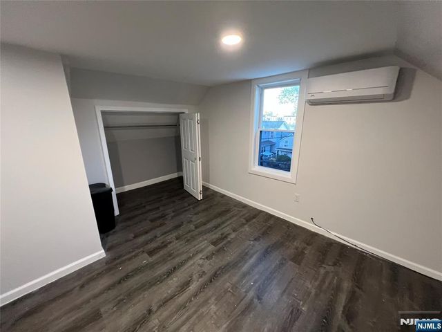 120 Stone Street 3, Newark, NJ 07104