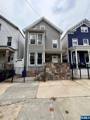 120 Stone Street 3, Newark, NJ 07104