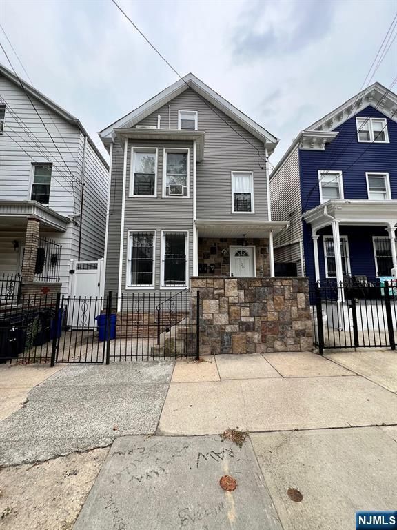 120 Stone Street 3, Newark, NJ 07104
