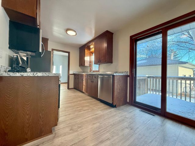 6506 Unity Avenue N, Brooklyn Center, MN 55429