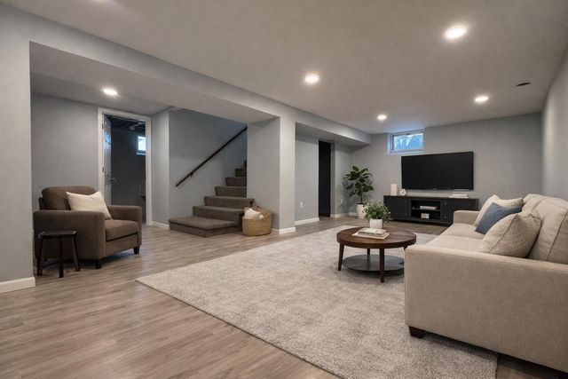 6506 Unity Avenue N, Brooklyn Center, MN 55429