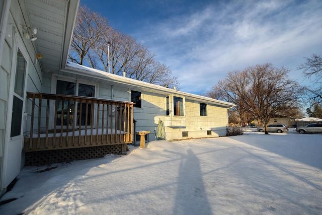 6506 Unity Avenue N, Brooklyn Center, MN 55429