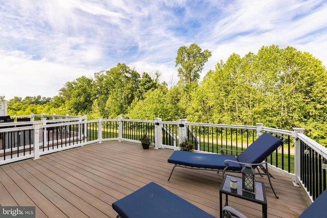 203 SILLS LN, Downingtown, PA 19335