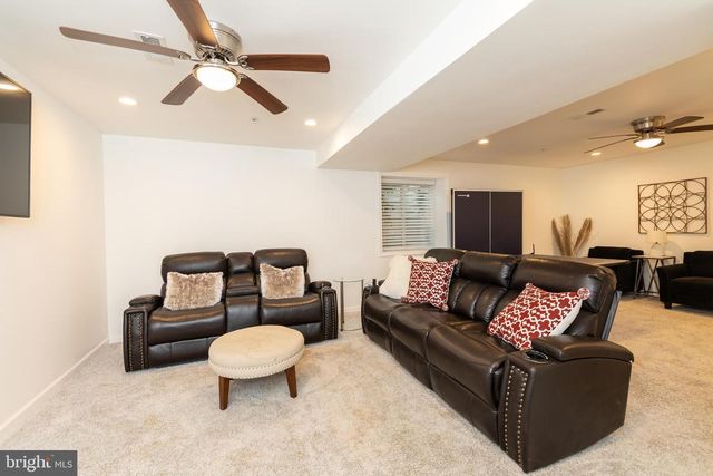 203 SILLS LN, Downingtown, PA 19335