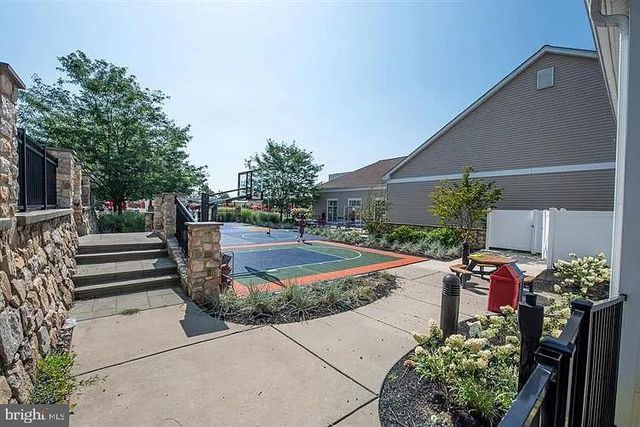 203 SILLS LN, Downingtown, PA 19335
