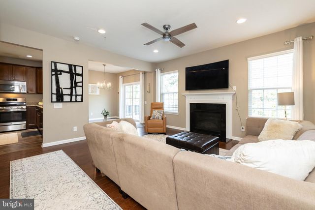 203 SILLS LN, Downingtown, PA 19335