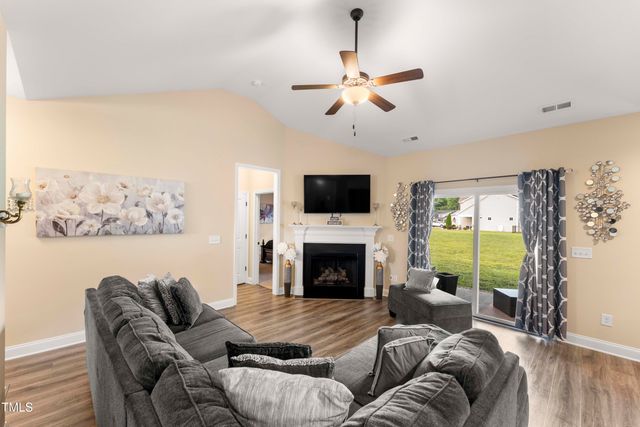 50 N Nolan Park Drive, Selma, NC 27576