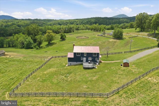59 HARRY SETTLE RD, Castleton, VA 22716