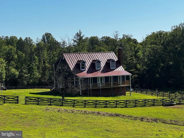 59 HARRY SETTLE RD, Castleton, VA 22716