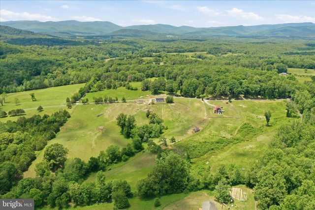 59 HARRY SETTLE RD, Castleton, VA 22716