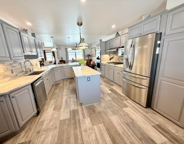 375 New York 22B, Peru, NY 12972