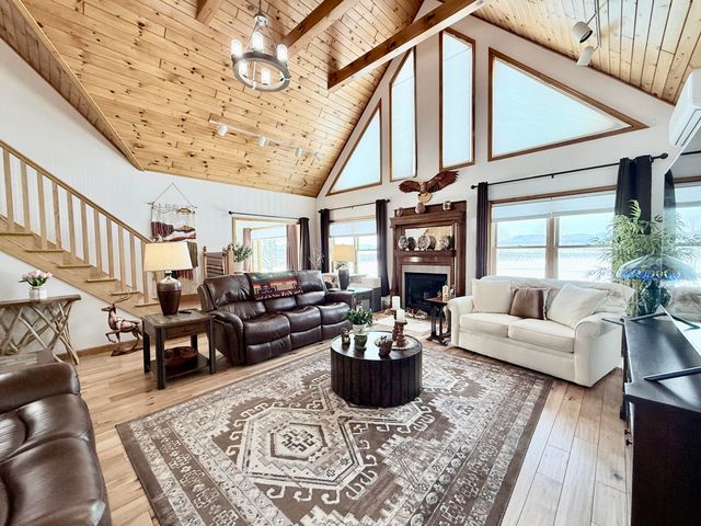 375 New York 22B, Peru, NY 12972