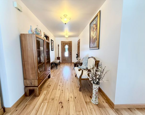 375 New York 22B, Peru, NY 12972