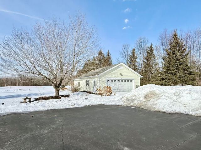 375 New York 22B, Peru, NY 12972