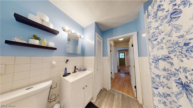 816 21st Street, Vienna, WV 26105