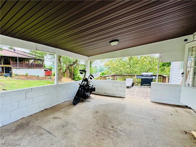 816 21st Street, Vienna, WV 26105