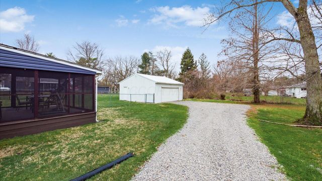 4530 N Bank Road, Buckeye Lake, OH 43008
