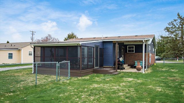 4530 N Bank Road, Buckeye Lake, OH 43008