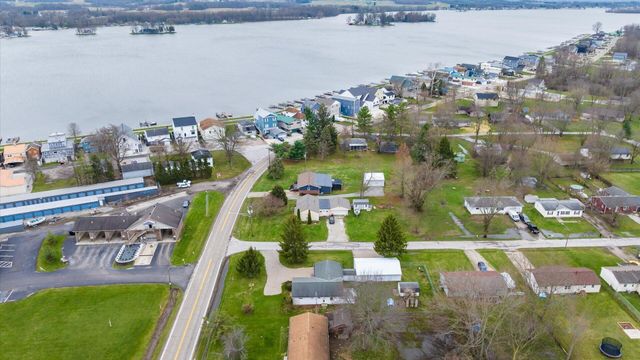 4530 N Bank Road, Buckeye Lake, OH 43008