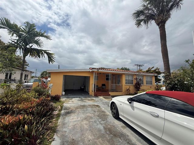 4470 W 1st Avenue, Hialeah, FL 33012