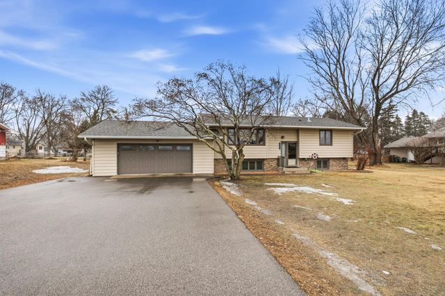 468 2nd Avenue S, Waite Park, MN 56387