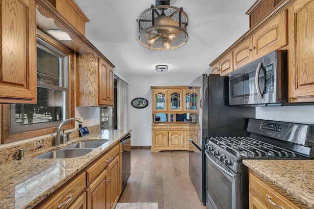 468 2nd Avenue S, Waite Park, MN 56387