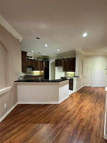 2910 Royal Oaks Green, Houston, TX 77082