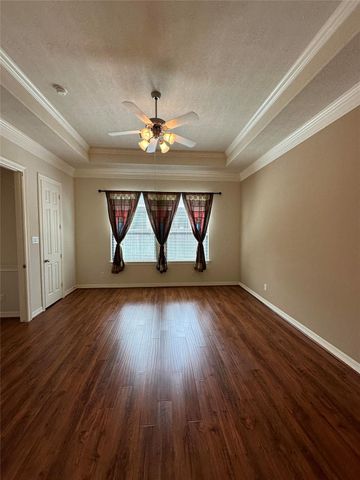 2910 Royal Oaks Green, Houston, TX 77082
