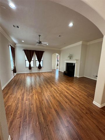 2910 Royal Oaks Green, Houston, TX 77082