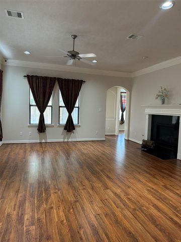 2910 Royal Oaks Green, Houston, TX 77082