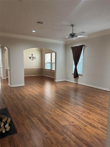 2910 Royal Oaks Green, Houston, TX 77082