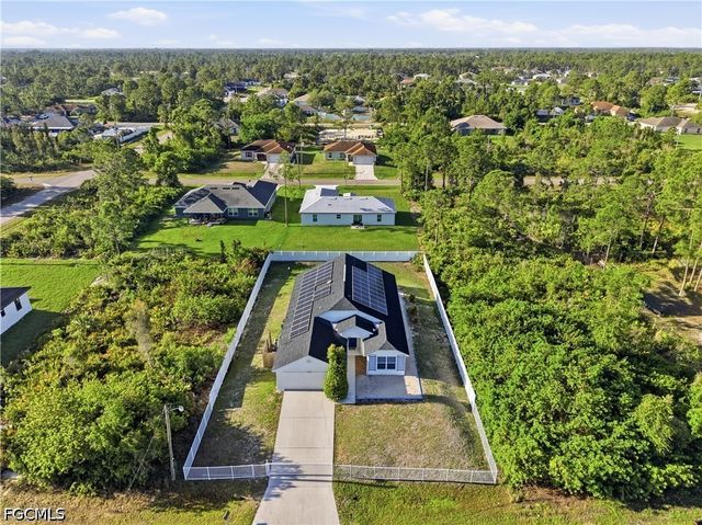 3005 41st ST W, Lehigh Acres, FL 33971