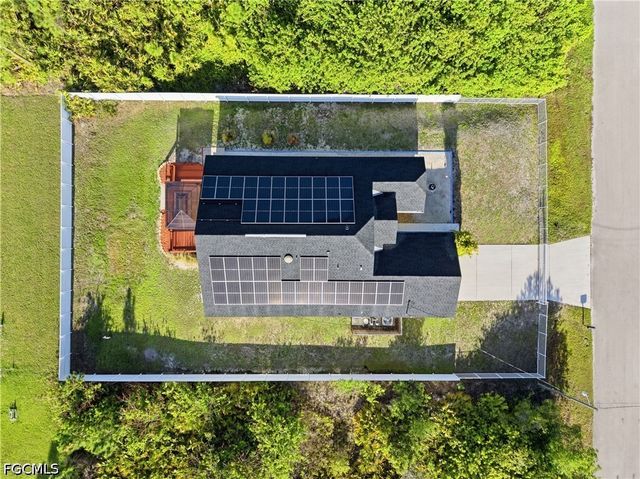 3005 41st ST W, Lehigh Acres, FL 33971