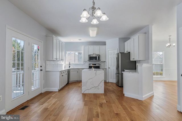 34 CHADWICK DR, Stafford, VA 22556