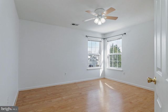 34 CHADWICK DR, Stafford, VA 22556