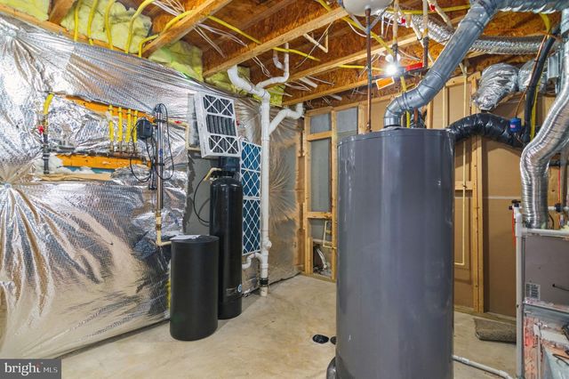 34 CHADWICK DR, Stafford, VA 22556