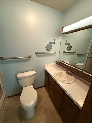 2912 W 19th Street, Russellville, AR 72802