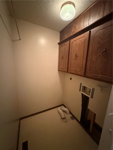 2912 W 19th Street, Russellville, AR 72802