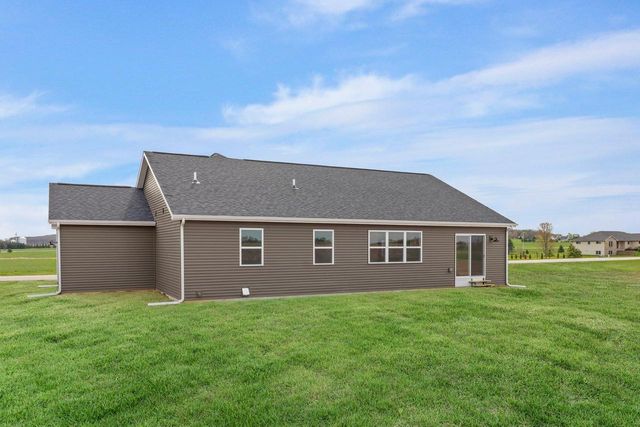 N6285 Blarney Stone Drive, Albany, WI 53502