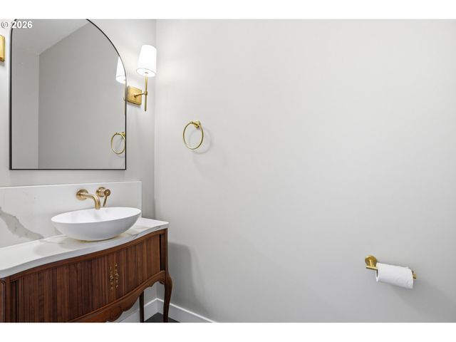 11605 Ne 104TH St, Vancouver, WA 98662