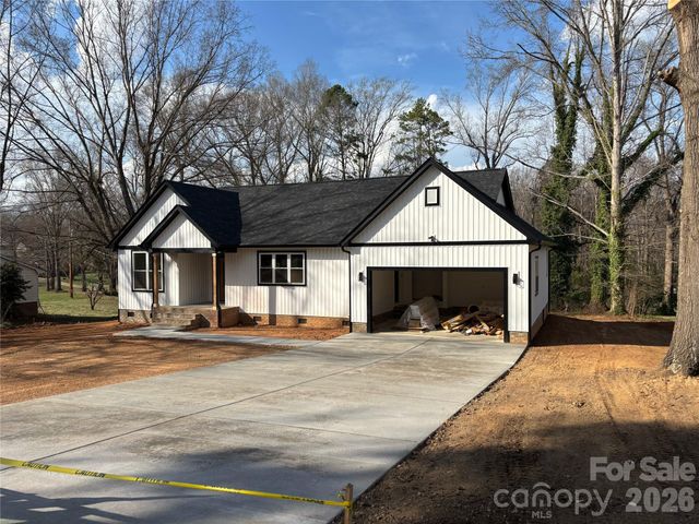 110 Johnson Road, Cherryville, NC 28021