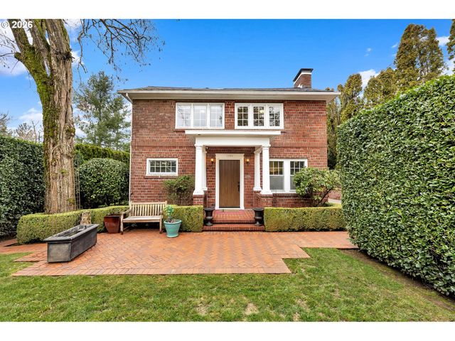 5929 Sw TAYLOR St, Portland, OR 97221