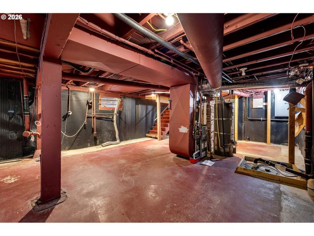 5929 Sw TAYLOR St, Portland, OR 97221